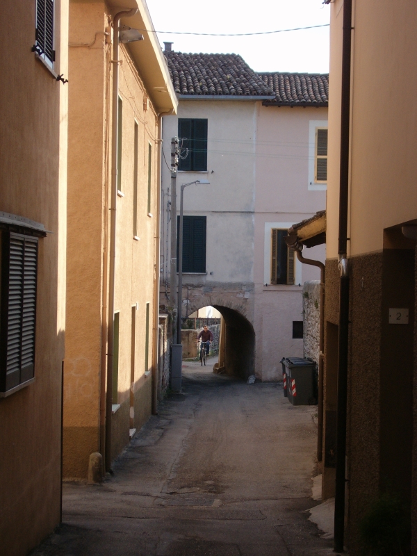 Sant'Eraclio: via S.Abbondio